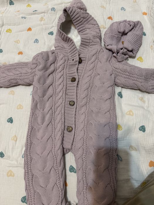 Детский теплый вязаный комбинезон