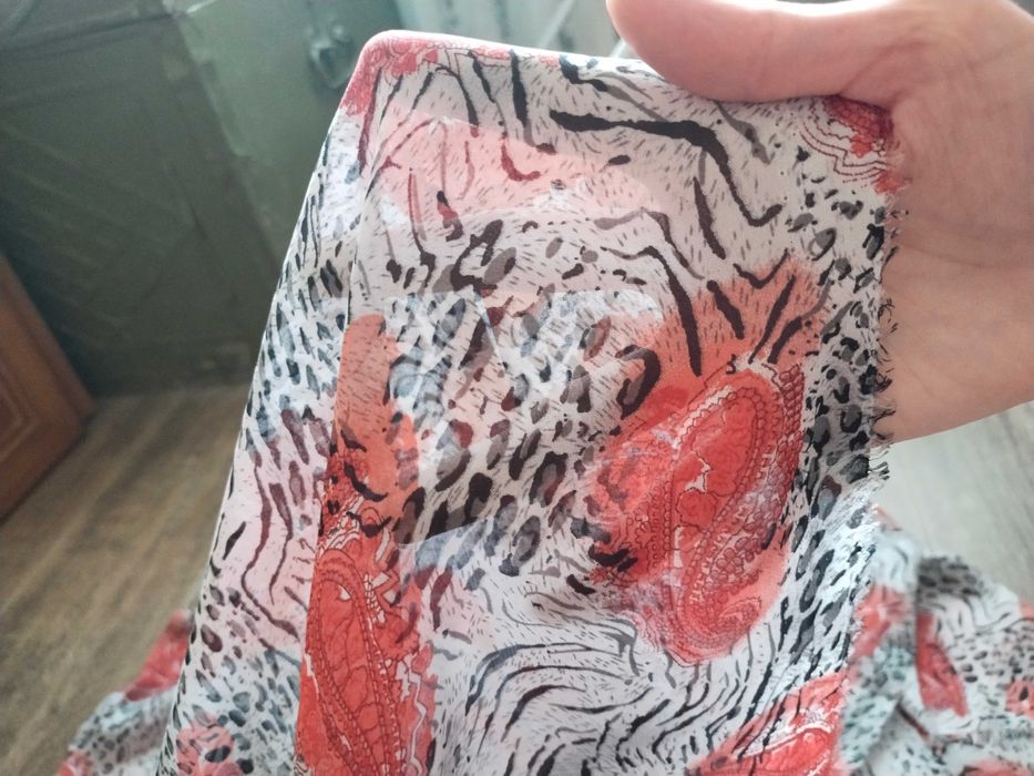 Ткани дешево продаю