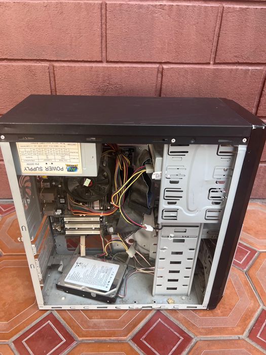 Монитор LG, процессор и другие комплектующие