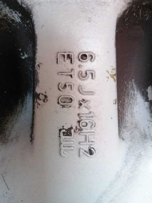 Джанти 16ки с гуми за VW