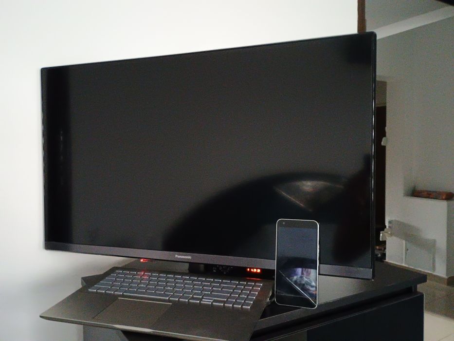 Reparatii tv leptopuri telefoane PC ,ridicarea direct de acasă.