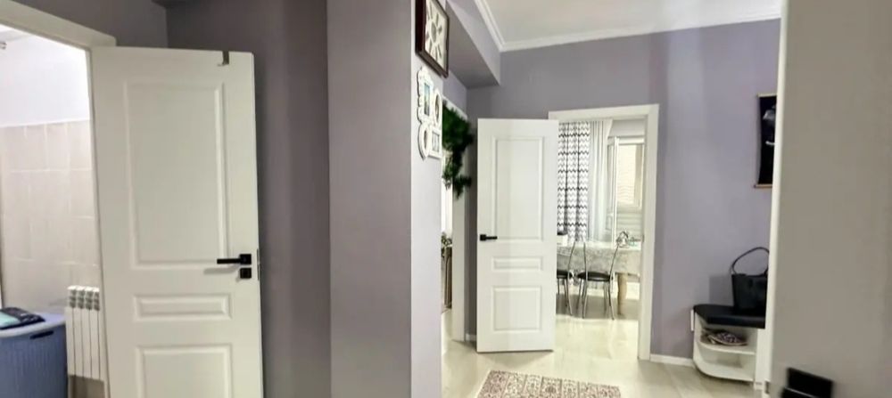 продам 4-х ком. 96кв. 6мкр. 1-этаж