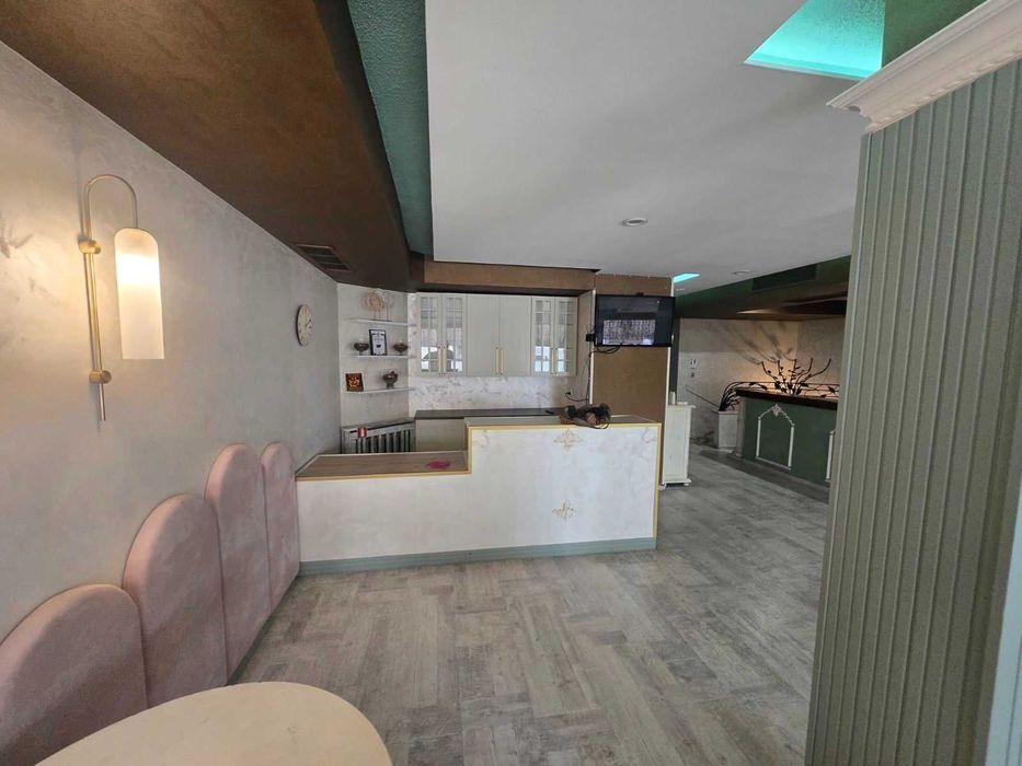 Дава се под наем Заведение в Варна, Център - 240 кв.м за 2000 € - Снимка #6
