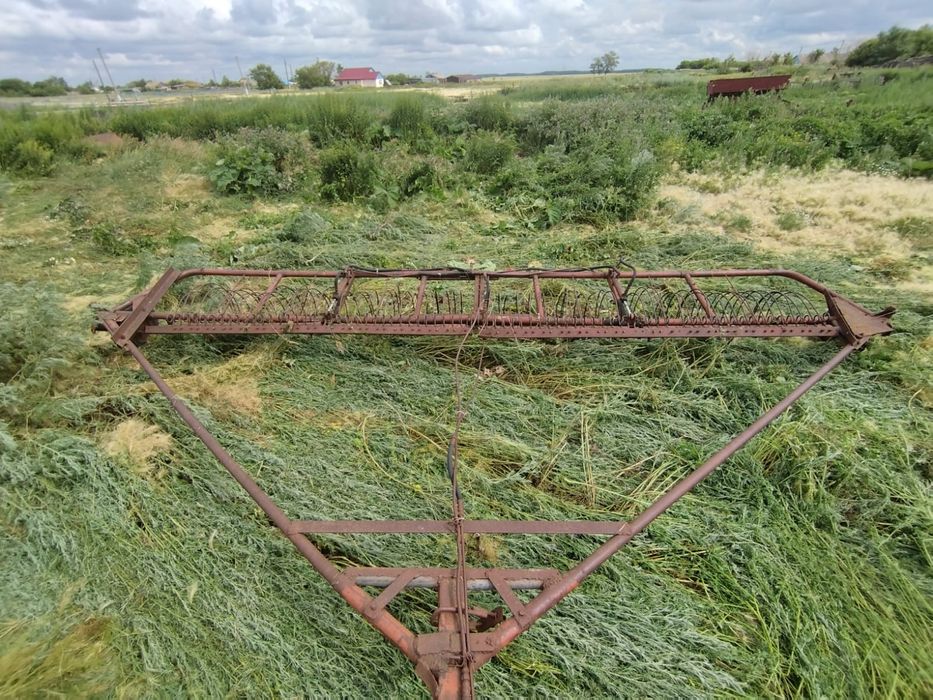 Навесные грабли (гребка)