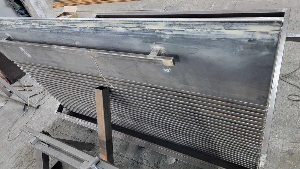 Двери железные, двери хай тек, temir eshik, стеклянные двери, входные