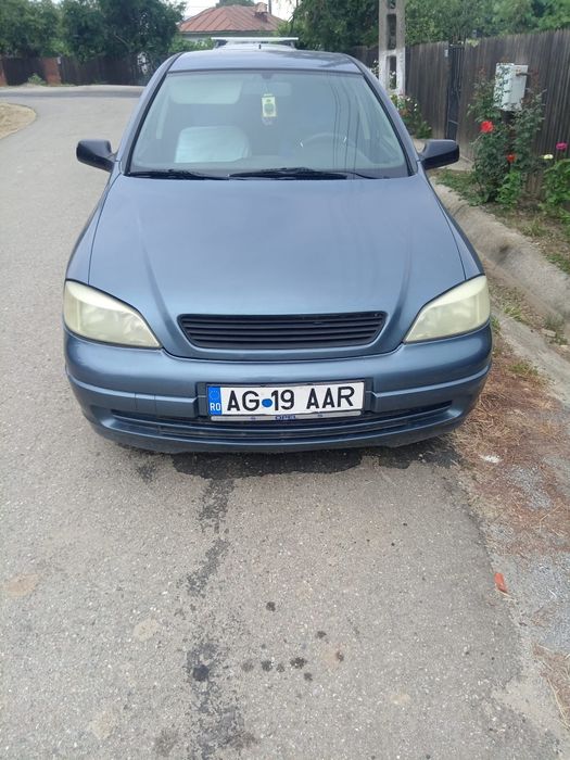 Vand opel astra G .1,6 benzina anv2001 -AC stare bună  ofer fiscal
