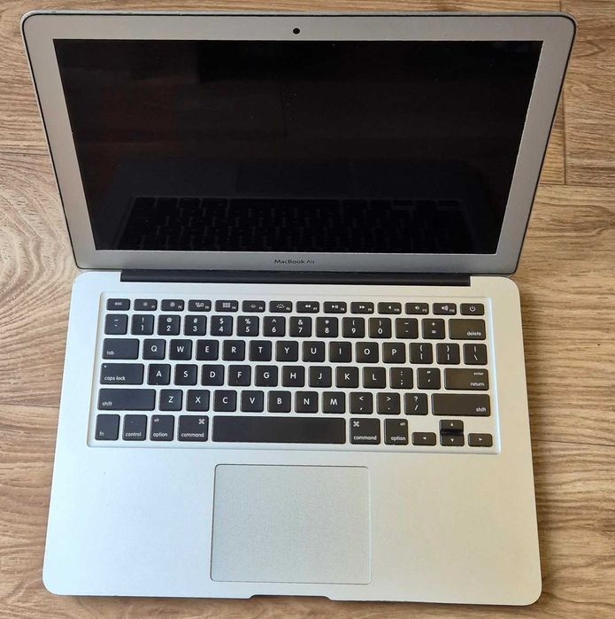 MacBook Air 13" (2015) – Модел A1466 / EMC 2925