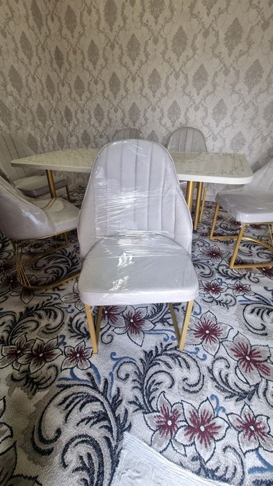 Stol Stullar keng turdagi