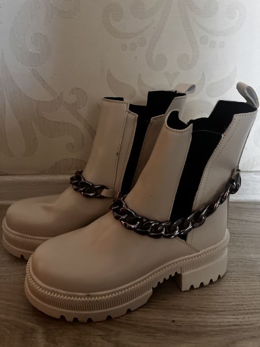 Новые Недорого Ботинки осенние