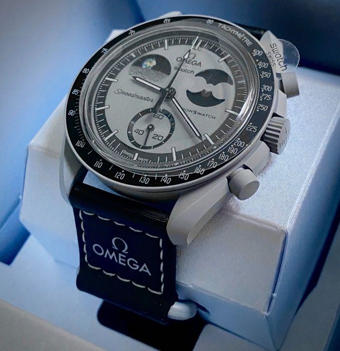Omega x Swatch Mission to Earthphase