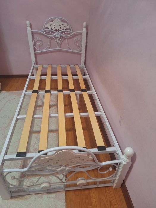 Продается кровать