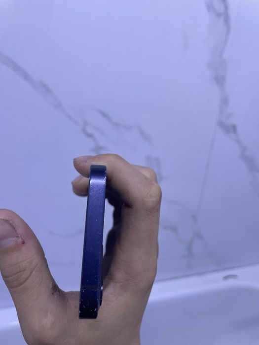 Продам айфон 12 мини