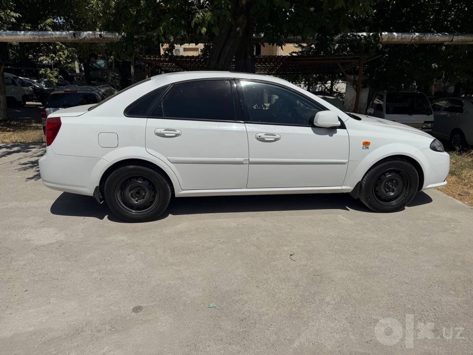 Chevrolet lacetti (Gentra)