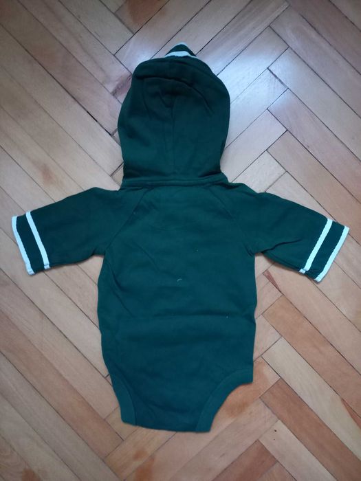 Body bebe cu maneca lunga gluga NOU cu ETICHETA de firma 3 - 6 luni