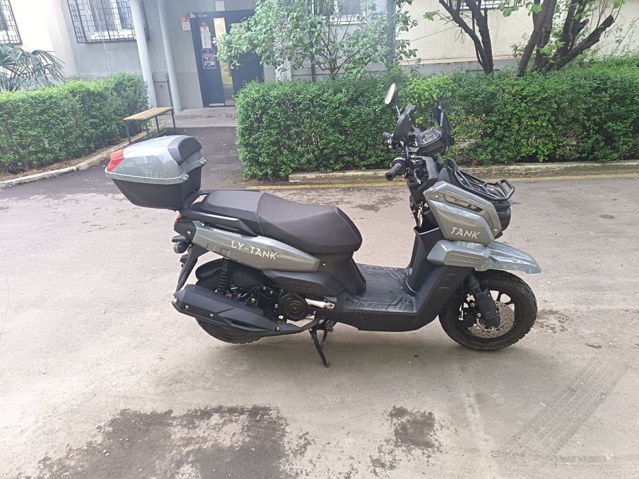 Скутер танк в хорошем состоянии