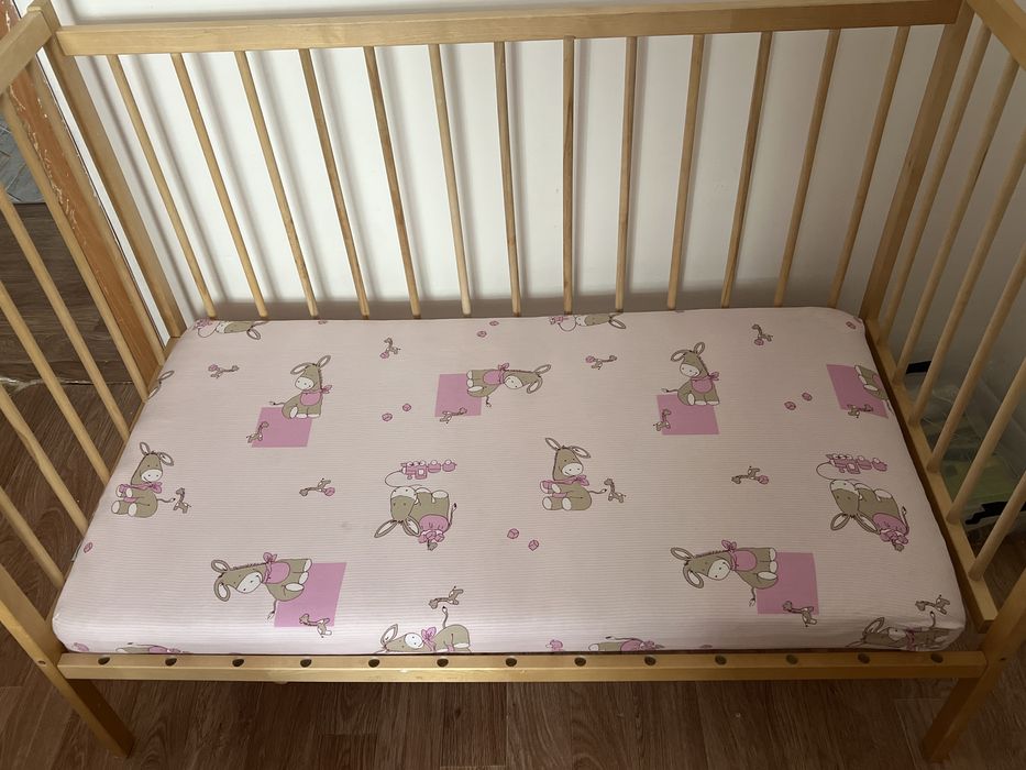 Кроватка………………..