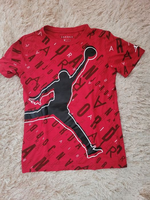 Tricou Jordan 12 ani!