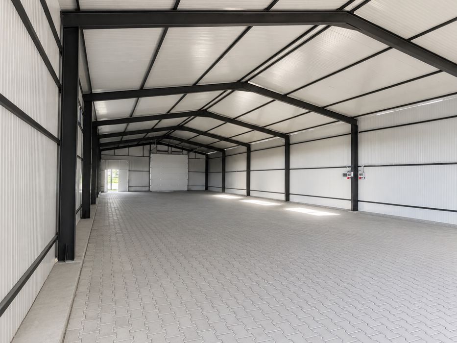 Hala de inchiriat / spatiu comercial / depozit