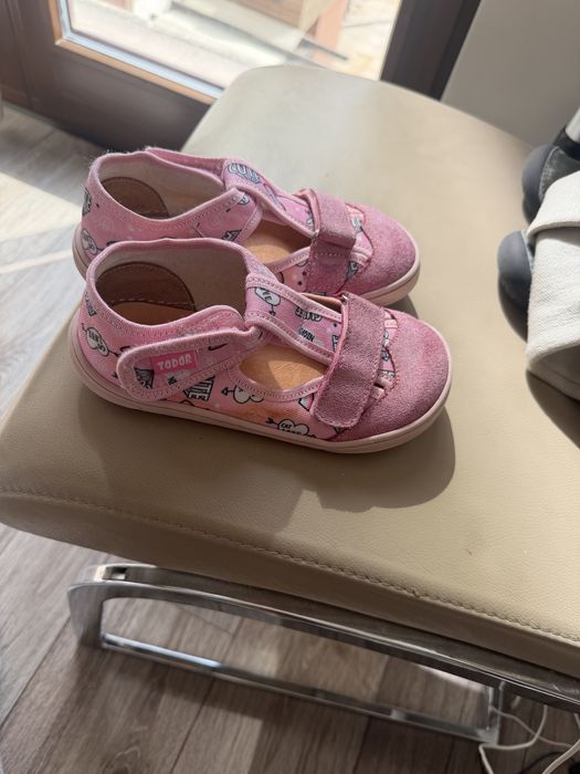 Боси пантофи Todor