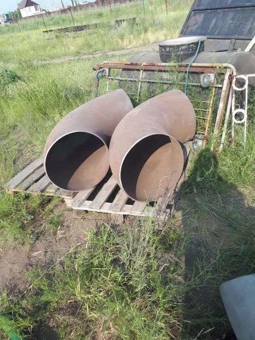 Продам отводы 2 штуки