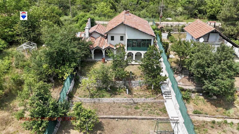 Продава се Къща в с. Николово, Област Русе - 137 кв.м за 1153 €/кв.м - Снимка #1