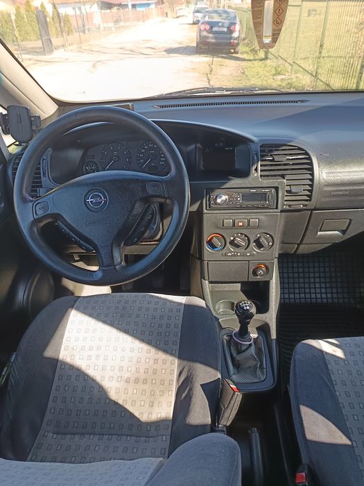 Opel Zafira 7 locuri preț 1000€ negociabil