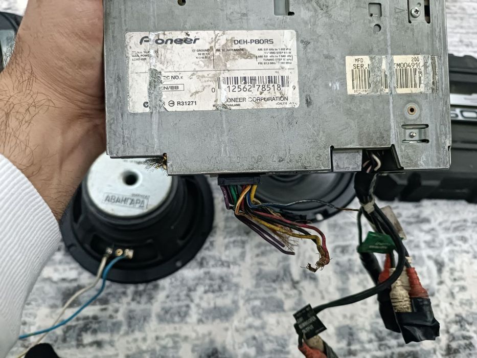 Aparatura sotiladi kenvod kalonka 2ta pioner magnitafon ural kalonka