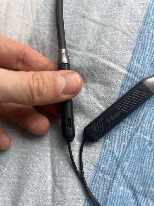 Кейс за Iphone 13,14 и 15 про макс модели и други неща