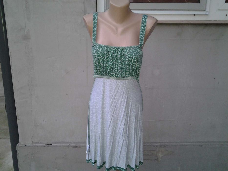 **Madonna | rochie dama | mar. 40 - M