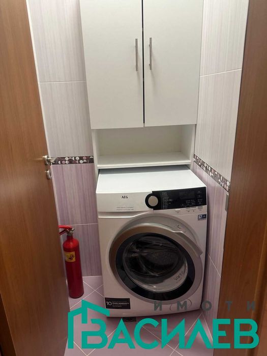 Дава се под наем Етаж от къща в София, Център - 116 кв.м за 757.86 € - Снимка #7