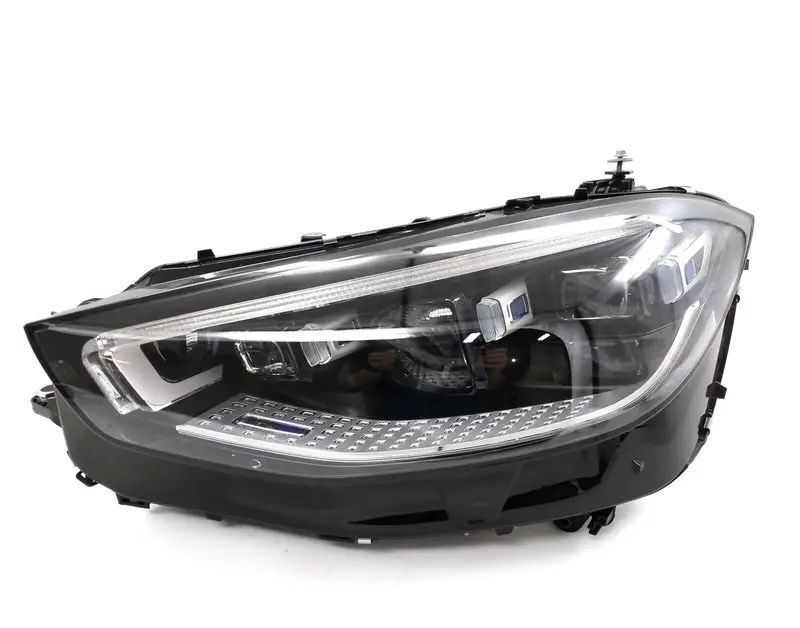 Mercedes W223 ляв фар DIGITAL