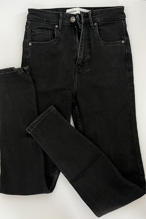Дънки Bershka/Stradivarius 32/34 размери