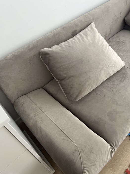 Canapea din catifea extensibila