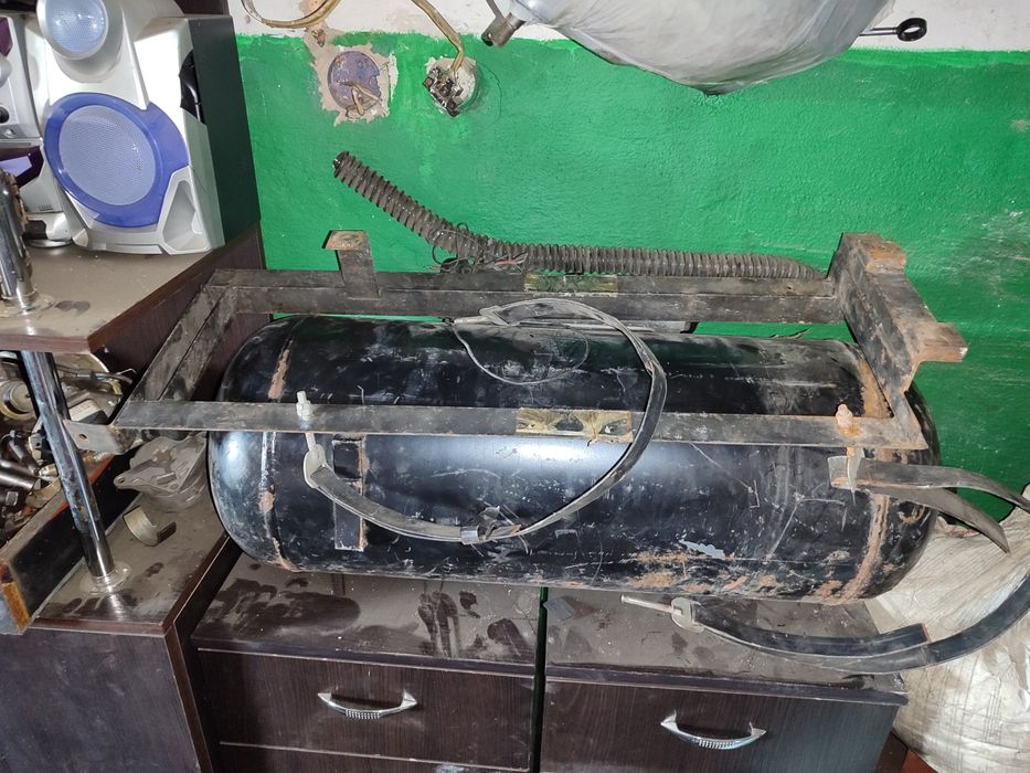 Продам газ баллон на авто