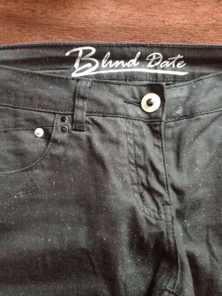 Дънки 2 бр. и риза подарък