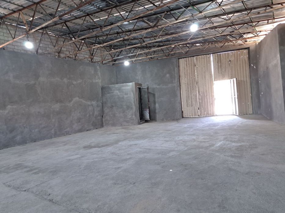 Arenda sklad 220 kv AbuSaxi Oʻrikzor bozorlaga yaqin joyda