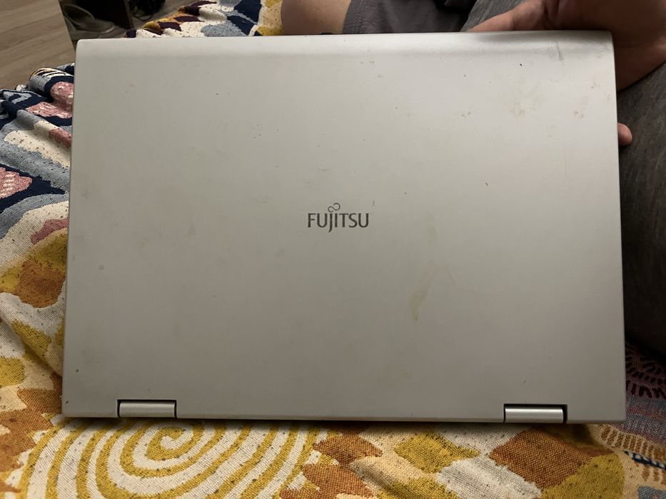 Продам   ноутбук на запчасти. .