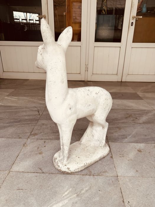 Тежка каменна градинска фигура – сърна / елен, 79 см