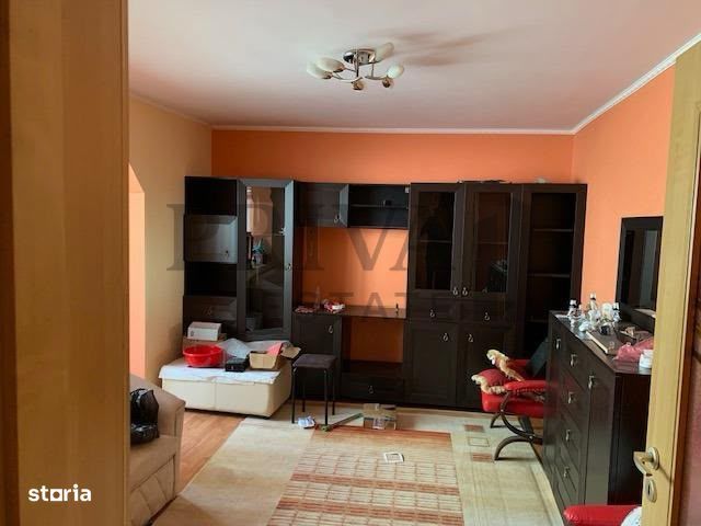 Apartament 3 camere decomandat, 68 mp, etaj 1, Calea Girocului