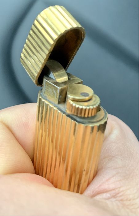 Bricheta Cartier placata aur poate pierde gaz. Pret FIX