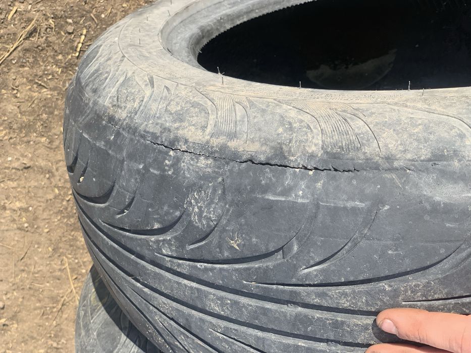 шины 205/60/15 продам