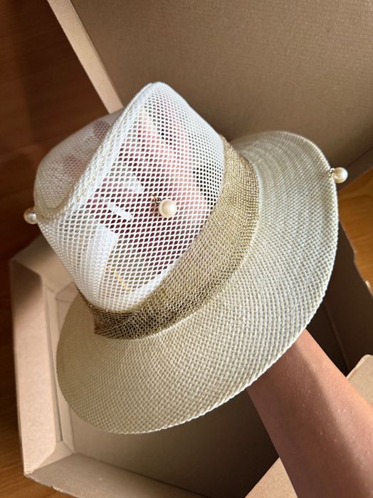 Дамска плажна шапка HristoS