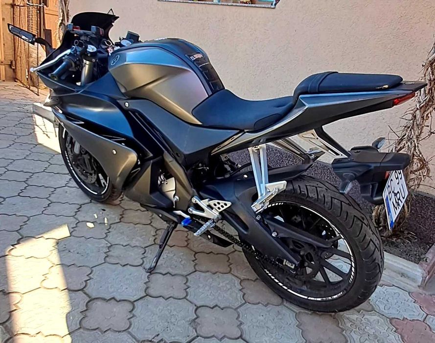 Yamha yzf  r 125