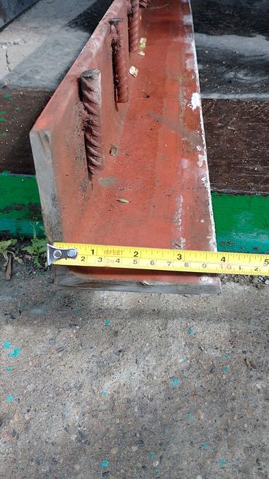 Продам Угольник 100мм.