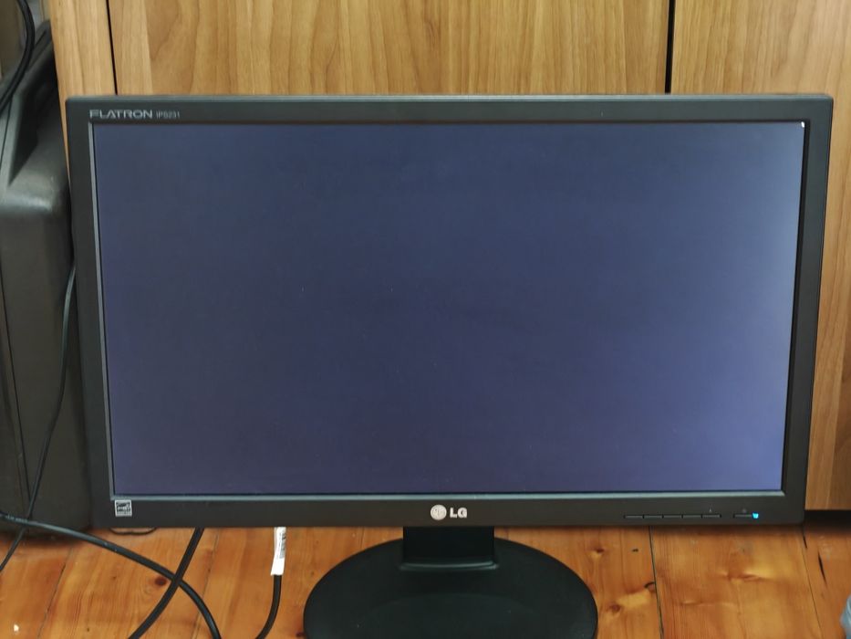 Монитор LG FLATRON IPS-231