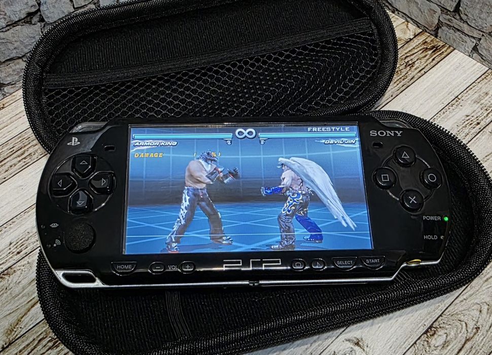 Эксклюзив PSP 2000 Slim piano black