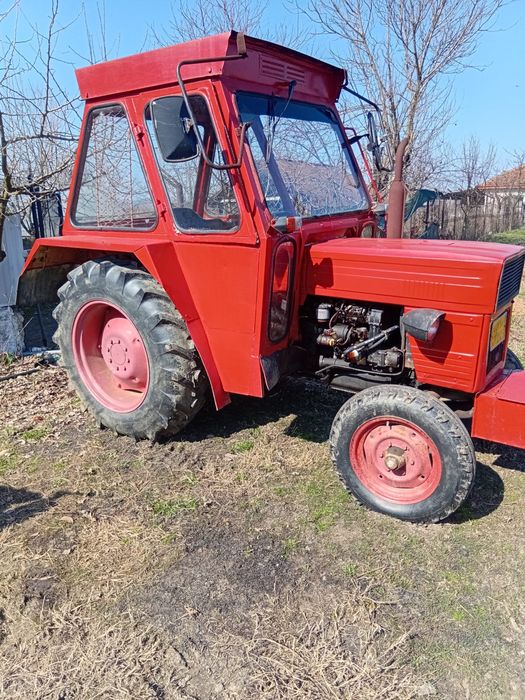 Tractor Universal U453 – 53 CP – gata de muncă