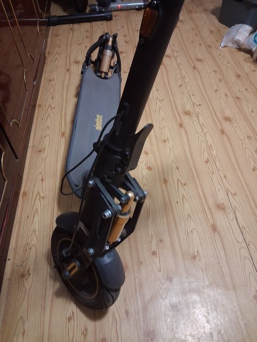 Trotineta electrica Ninebot G30 2