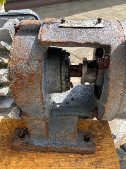 Насос отопления центробежный, консольный