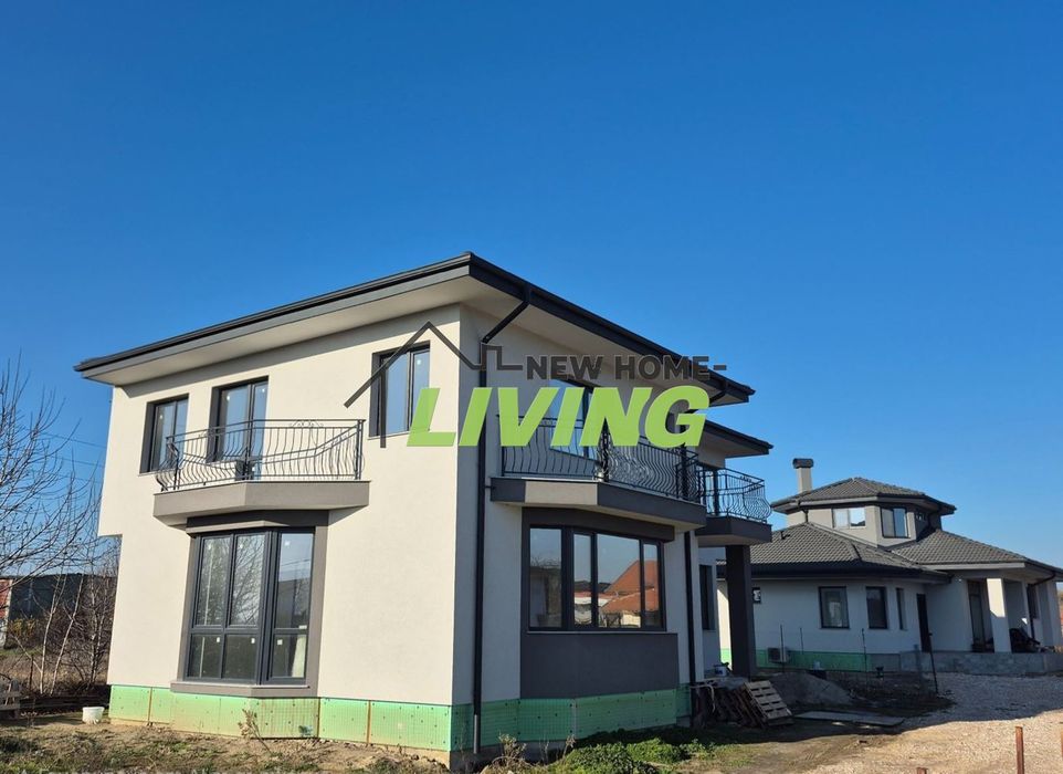 Продава се Къща в с. Златитрап, Област Пловдив - 263 кв.м за 702 €/кв.м - Снимка #2